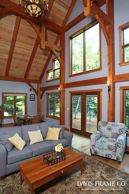 Small craftsman timber frame home great room 