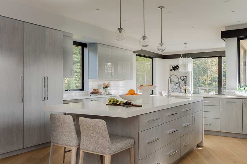 Mountain modern kitchen